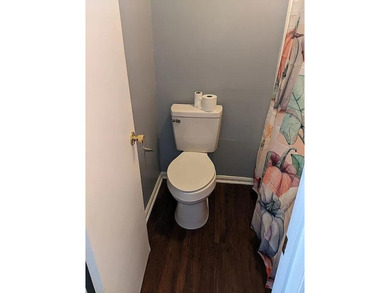 Updated 1BR/1BA Townhome in West AshleyDon't miss this move-in - photo 13