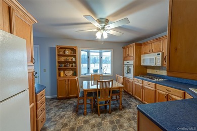 Meticulously maintained with pride of ownership, this sun - photo 17
