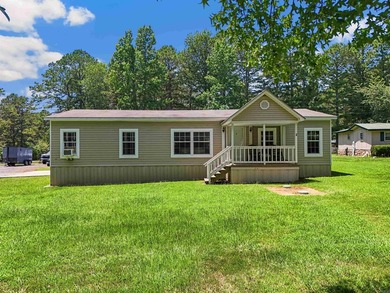Discover the perfect blend of comfort, space, and lake living! - photo 20