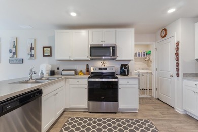 Welcome to 903 Freestyle Court, a beautifully maintained - photo 22