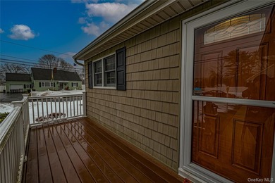 Meticulously maintained with pride of ownership, this sun - photo 37