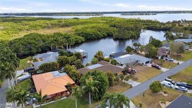 AMAZING OPPORTUNITY to own in highly desirable Yacht Club Colony - photo 49