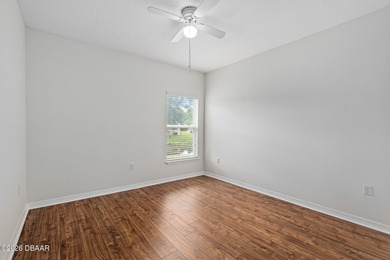 Don't miss your chance to snag this fabulous family Waterfront - photo 14
