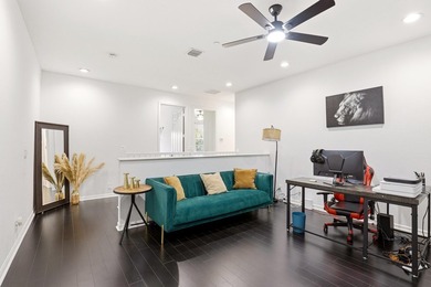 Welcome home to this beautifully remodeled 3-bedroom, 2.5-bath - photo 16