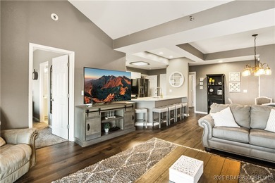 Welcome to your dream retreat! This immaculate 3-bedroom, 2-bath - photo 7