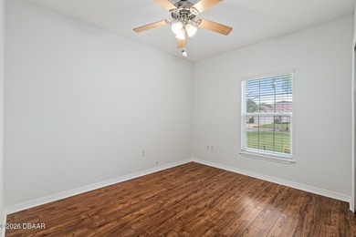 Don't miss your chance to snag this fabulous family Waterfront - photo 17