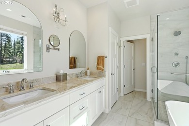 2023 custom single-level home on 21 usable acres with Bacon - photo 29
