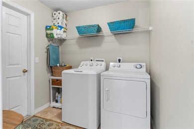 Enjoy easy Florida living in this well-maintained Tozzolo-built - photo 31