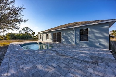 Nestled in NW Cape Coral, this beautifully refreshed 3-bedroom - photo 34
