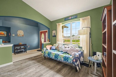 Beautiful 3BR/2BA split floor plan offering 1,650 sq. ft. of - photo 6