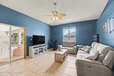 Beautiful 3BR/2BA split floor plan offering 1,650 sq. ft. of - photo 10