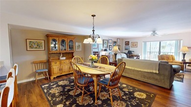 Welcome to this beautifully maintained 3-bedroom, 2.5-bath - photo 12