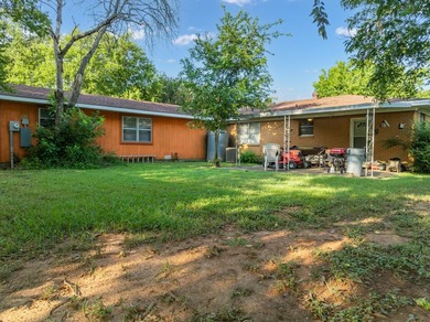 Seller offering up to 3% closing costs assistance! Unique - photo 22
