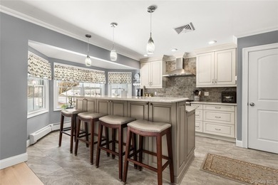 Welcome to this charming and well-maintained 3-bedroom, 3-bath - photo 4