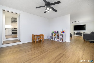 Wonderful West Norwalk Colonial with a stunning new kitchen is - photo 13
