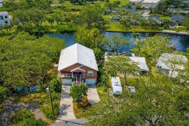 (private lake, pond, coastal) Home For Sale in New Port Richey Florida