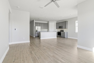 SELLER MOTIVATED!! Experience modern living in this newly built - photo 12