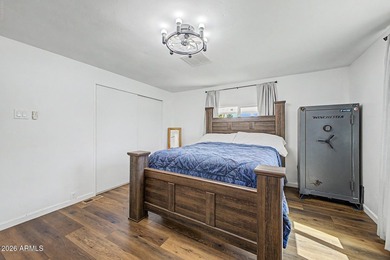 Pride of ownership shines with this beautifully renovated home! - photo 13