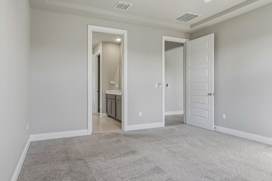 SELLER MOTIVATED!! Experience modern living in this newly built - photo 14