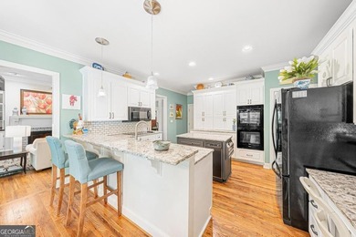 This charming Lake Hartwell home is the ultimate retreat for - photo 15