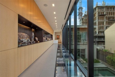 A Modern Architectural Masterpiece in the Heart of the City

