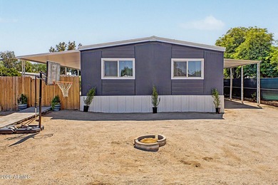 Pride of ownership shines with this beautifully renovated home! - photo 25