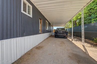 Pride of ownership shines with this beautifully renovated home! - photo 28