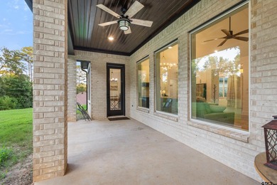 Priced well under appraised value, this is an unbelievable deal! - photo 29