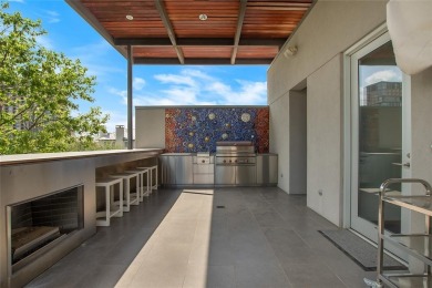 A Modern Architectural Masterpiece in the Heart of the City

