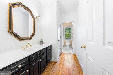 This charming Lake Hartwell home is the ultimate retreat for - photo 31