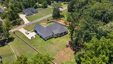 Priced well under appraised value, this is an unbelievable deal! - photo 35