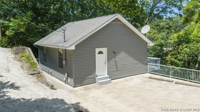 Located at the 3MM of the Big Niangua, this 3-bedroom, 2.5-bath - photo 39