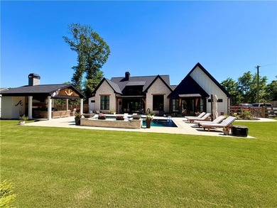 Modern Farmhouse Luxury Meets Resort-Style Living and NO HOA!!! - photo 2