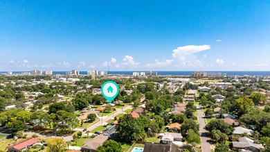 This impeccably renovated home is ready to move in! From the - photo 4