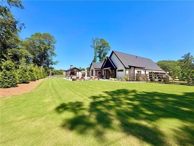 Modern Farmhouse Luxury Meets Resort-Style Living and NO HOA!!! - photo 4