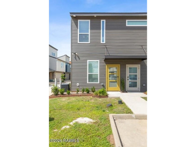 Vermilion River - Lafayette Parrish Townhome/Townhouse For Sale in Lafayette Louisiana