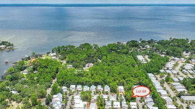 Rarely available corner lot in the South Walton gated community - photo 9