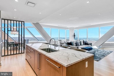 (private lake, pond, coastal) Home For Sale in Philadelphia Pennsylvania