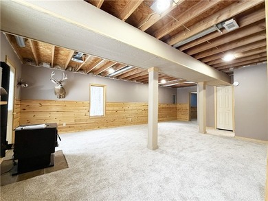Welcome to this beautifully updated 3-bedroom, 2-bath home set - photo 11