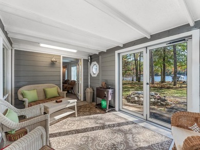 Stunning waterfront estate located on the North Shore of Lake - photo 18