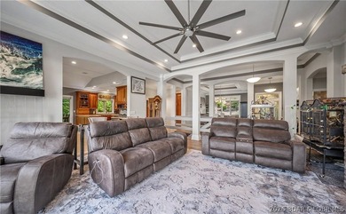 Welcome to refined luxury living in the prestigious Porto Cima - photo 20