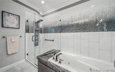 Welcome to refined luxury living in the prestigious Porto Cima - photo 27