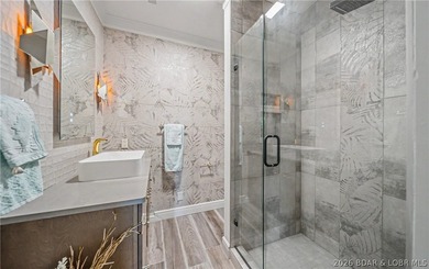 Welcome to refined luxury living in the prestigious Porto Cima - photo 39
