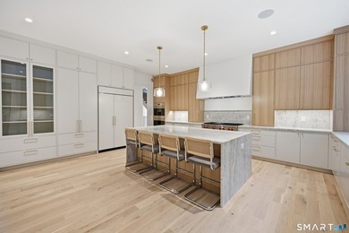 Resort-style living meets modern luxury at 2 Windy Hill Road - photo 8
