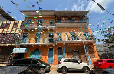 Boutique Hotel or  Opportunity in Casco Viejo - Casa Helena - photo 1