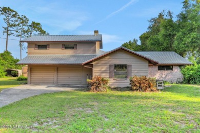 Lake Home For Sale in Keystone Heights, Florida