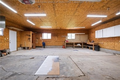 TWO FOR ONE! Check out these two homes totaling 5 bedrooms and 3 - photo 3
