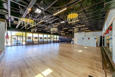 Located in a highly visible commercial district in Huntington - photo 13