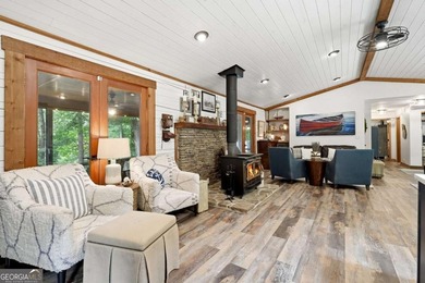 LAKE LANIER LIVING AT ITS FINEST! This beautifully renovated - photo 17