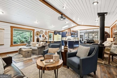 LAKE LANIER LIVING AT ITS FINEST! This beautifully renovated - photo 21